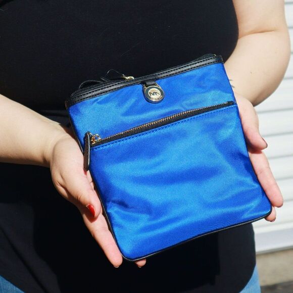 NWT Michael Michael Kors Kempton Small Pocket Crossbody Electric Blue - Picture 1 of 12